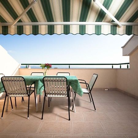 Apartments Smiljka II Tucepi Ngoại thất bức ảnh