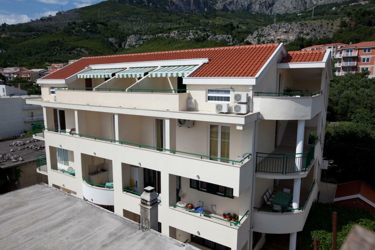 Apartments Smiljka II Tucepi Ngoại thất bức ảnh